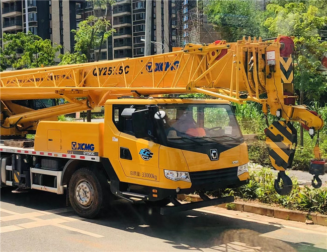 广河县大件设备吊装租赁吊车