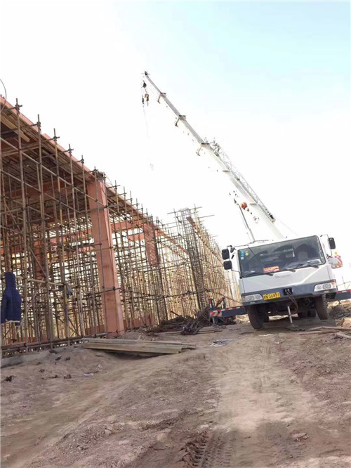 广河县吊车作业的安全注意事项有哪些？